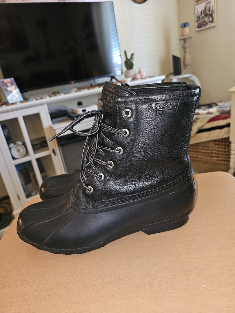 SPERRY Saltwater Duck Boots Black Leather Uppers Size 11 VERY GOOD Pre-owned!